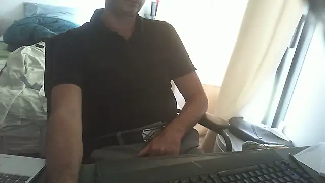 Snapshot of shyfrenchcock1 chatting on 28, 7, 2026 shyfrenchcock1 online show from 28, 7, 2026
