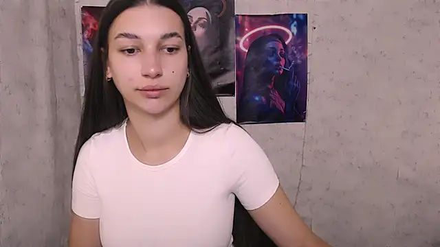 KarolinaRosse  online show from 22, 9, 2025