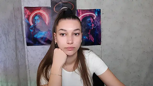 KarolinaRosse  online show from 15, 10, 2025