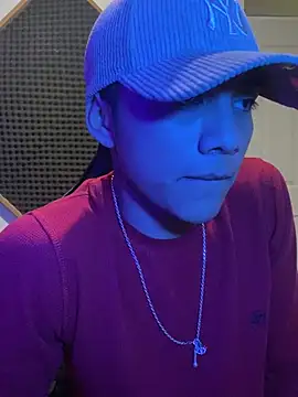 SkinnyHot444 online show from 23, 1, 2025