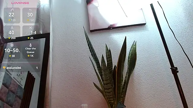 Saraa-restrepo online show from 21, 2, 2025