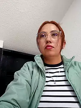 VIOLETA-25  online show from 6, 2, 2025