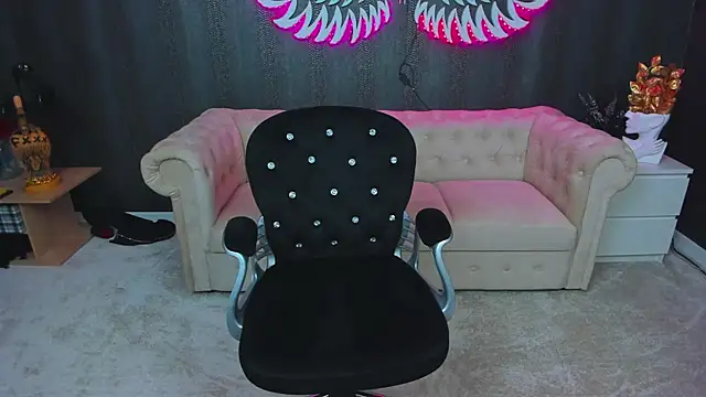 Snapshot of anemarieejolie chatting on 5, 2, 2025 anemarieejolie online show from 5, 2, 2025