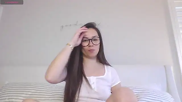 Snapshot of mixedasiangirl chatting on 24, 3, 2026 mixedasiangirl online show from 24, 3, 2026