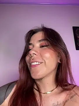 luccianagreyy online show from 25, 2, 2025