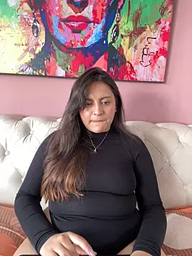 Snapshot of PoliBenett_ chatting on 24, 12, 2024 PoliBenett online show from 24, 12, 2024