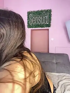 Snapshot of PoliBenett_ chatting on 27, 12, 2024 PoliBenett online show from 27, 12, 2024