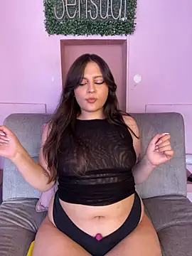 Snapshot of PoliBenett_ chatting on 5, 2, 2025 PoliBenett online show from 5, 2, 2025