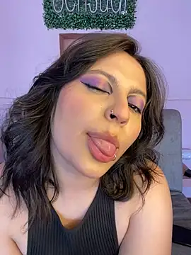 Snapshot of PoliBenett_ chatting on 6, 2, 2025 PoliBenett online show from 6, 2, 2025