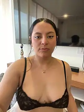 Snapshot of PoliBenett_ chatting on 25, 2, 2025 PoliBenett online show from 25, 2, 2025