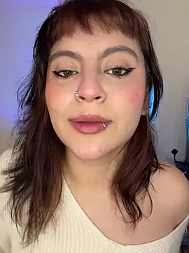 Snapshot of PoliBenett_ chatting on 17, 9, 2025 PoliBenett online show from 17, 9, 2025