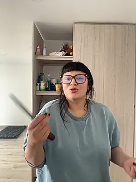 Snapshot of PoliBenett_ chatting on 9, 3, 2026 PoliBenett online show from 9, 3, 2026