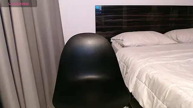 Snapshot of FaustoCock chatting on 5, 3, 2025 FaustoCock online show from 5, 3, 2025