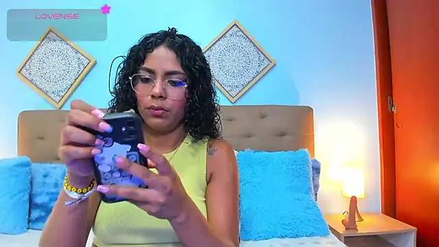 Snapshot of Edelaine_rogers chatting on 9, 8, 2026 Edelaine rogers online show from 9, 8, 2026