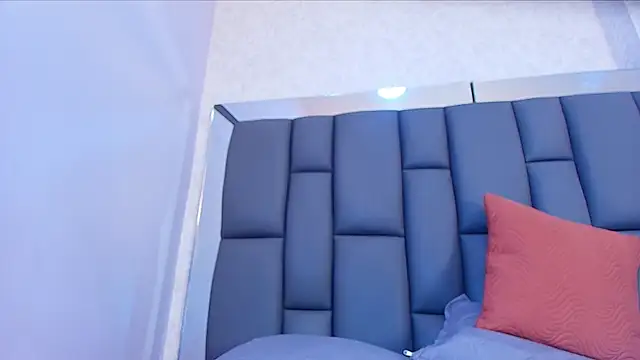 Amy wats0n online show from 25, 4, 2026