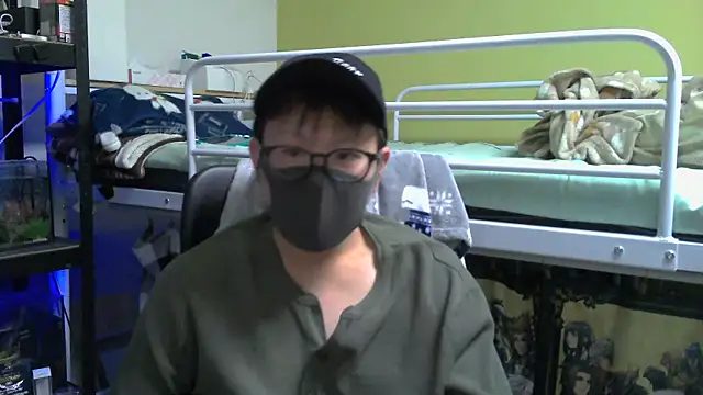 Owl1216 online show from 4, 3, 2025