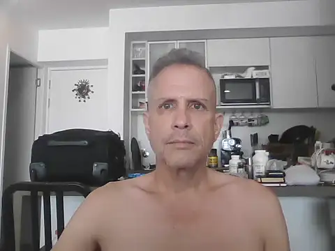 Diegoperrote682661 online show from 23, 10, 2025