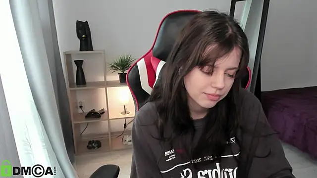 Este Glen online show from 13, 3, 2025