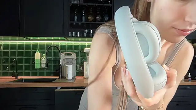 solar bella online show from 20, 2, 2026