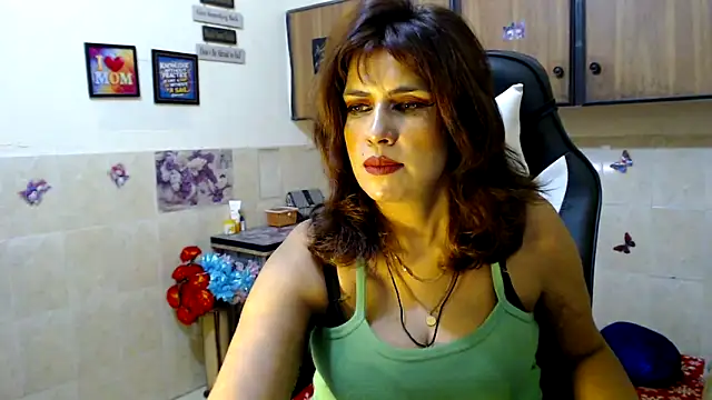 Snapshot of pareeti chatting on 1, 6, 2026 pareeti online show from 1, 6, 2026