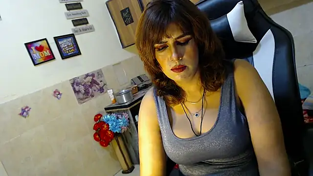 Snapshot of pareeti chatting on 2, 6, 2026 pareeti online show from 2, 6, 2026
