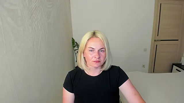 Alicee Gracee online show from 20, 6, 2026