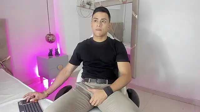 Lucii fer  online show from 19, 11, 2025