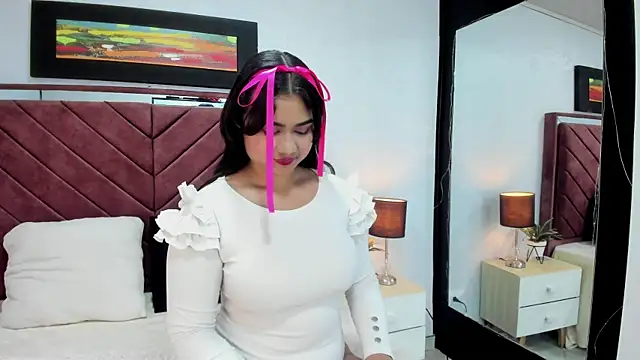 ZoeBianchi online show from 4, 12, 2024