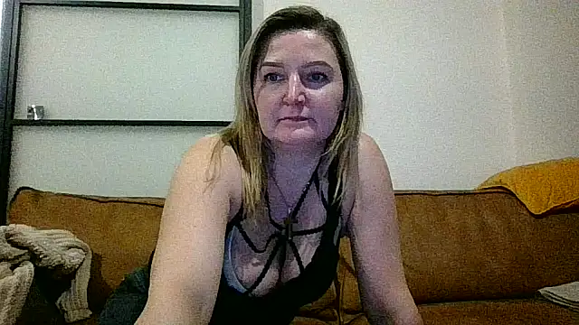 CoupleKitty online show from 8, 2, 2025