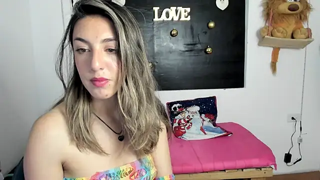 queen-natty online show from 10, 12, 2024