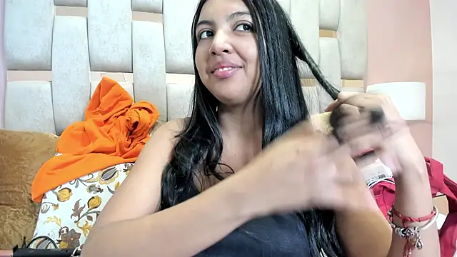 Snapshot of nicole_fisherr chatting on 10, 10, 2025 nicole fisherr online show from 10, 10, 2025