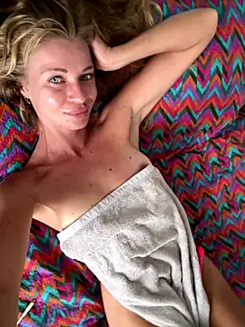 -OliWow- online show from 18, 12, 2025