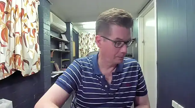 tilobinder online show from 25, 12, 2024