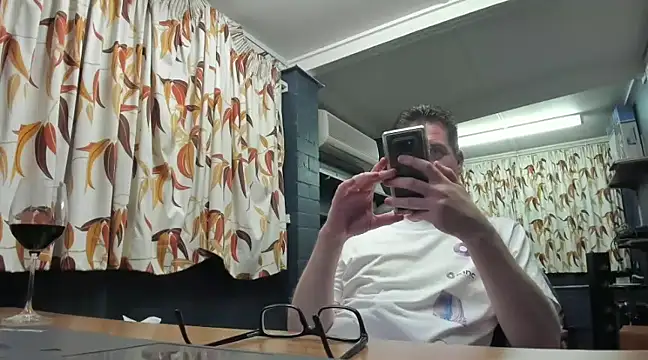 tilobinder online show from 27, 12, 2024