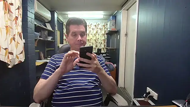 tilobinder online show from 1, 11, 2025