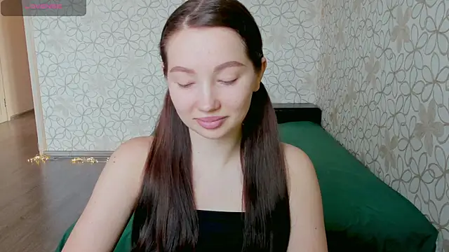 Lissa Cristal online show from 9, 4, 2026