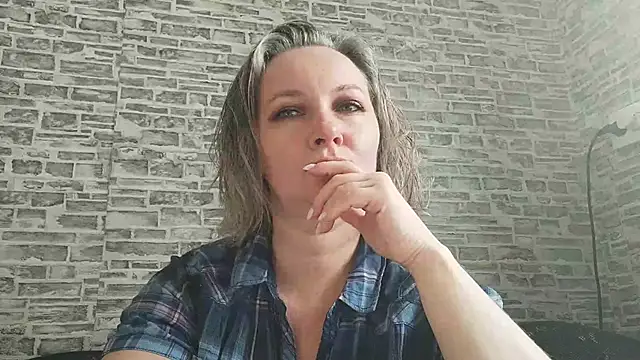 EdithManning online show from 19, 3, 2025