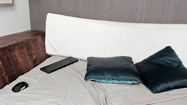 DRACARYSS  online show from 23, 12, 2024