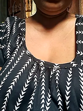 Hot-Anuska online show from 17, 2, 2025