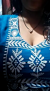 Hot-Anuska online show from 6, 3, 2025