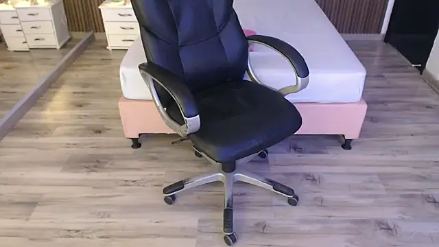 Sam mansson66 online show from 17, 10, 2025