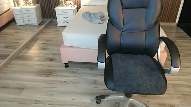 Sam mansson66 online show from 24, 10, 2025