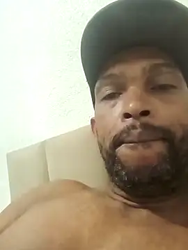 Snapshot of ems2174 chatting on 16, 3, 2026 ems2174 online show from 16, 3, 2026