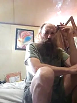 Snapshot of Beyond1978 chatting on 15, 12, 2025 Beyond1978 online show from 15, 12, 2025