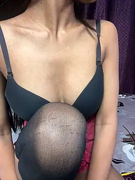 Snappy girl online show from 2, 1, 2025