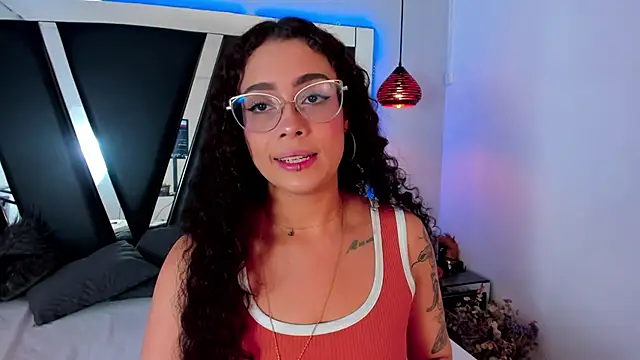 antonelllepiercee online show from 17, 3, 2025