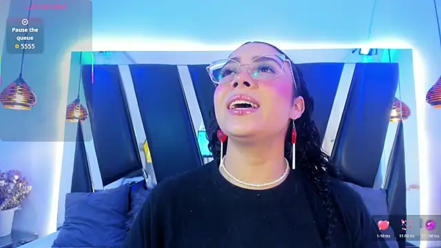 antonelllepiercee online show from 6, 11, 2025