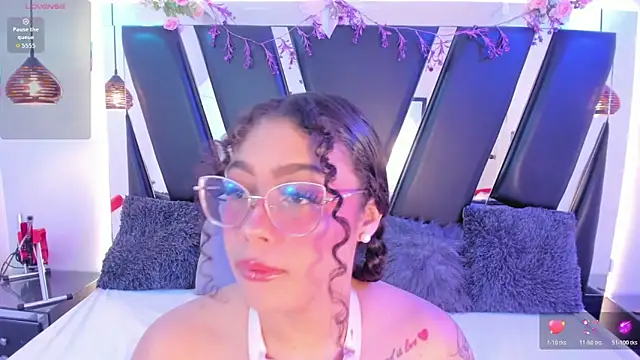 antonelllepiercee online show from 28, 4, 2026