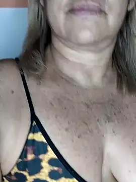 Kasandra Ho online show from 19, 1, 2025