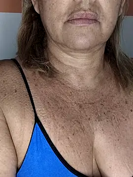 Kasandra Ho online show from 26, 1, 2025